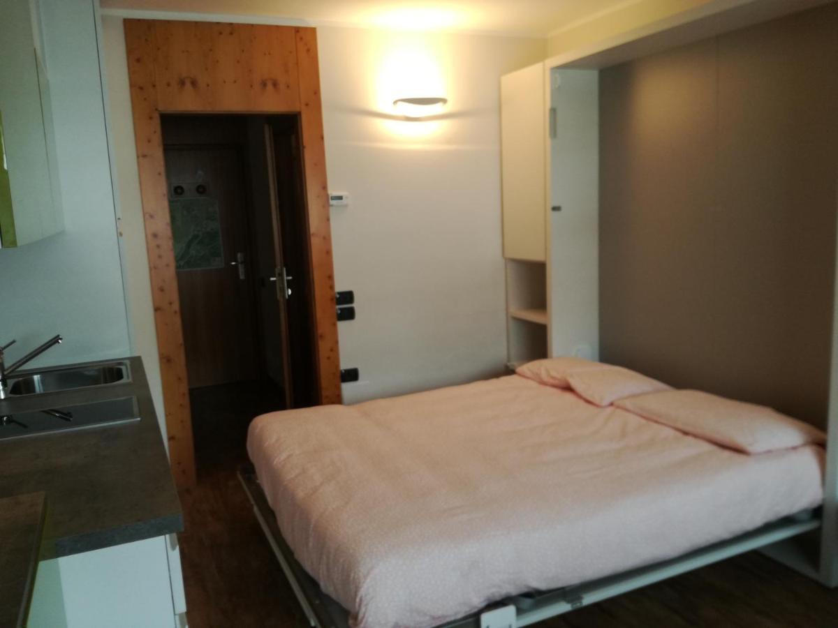 Cielo Alto Studio Apartment With Wifi Бройл-Червиня Екстериор снимка